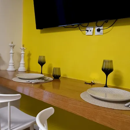 Koukaki Close To Acropolis 100mbps Apartment Athens
